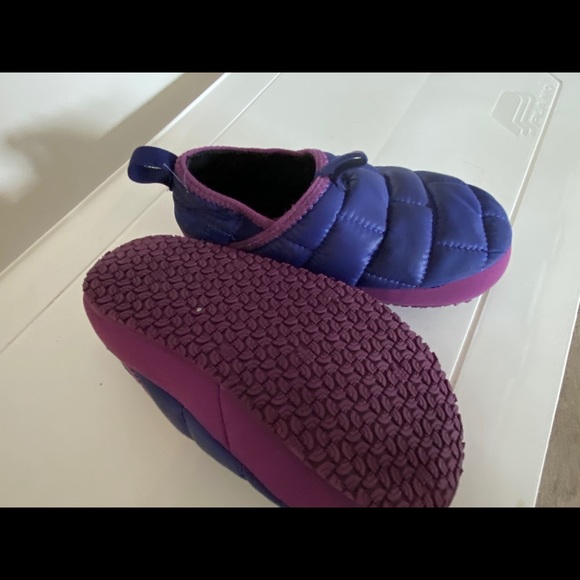 children's north face slippers